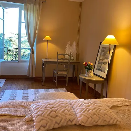 Chateau Du Caperan فندق مبيت وإفطار