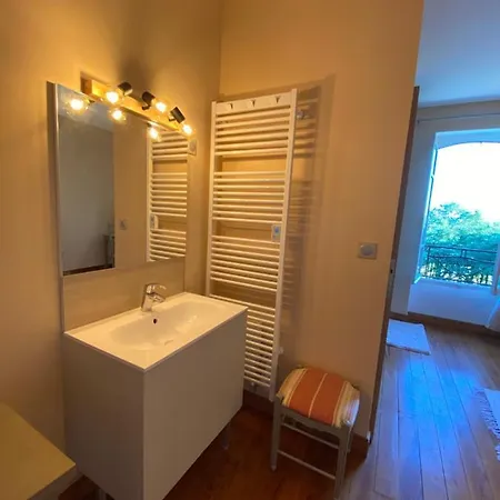 Chateau Du Caperan B&B